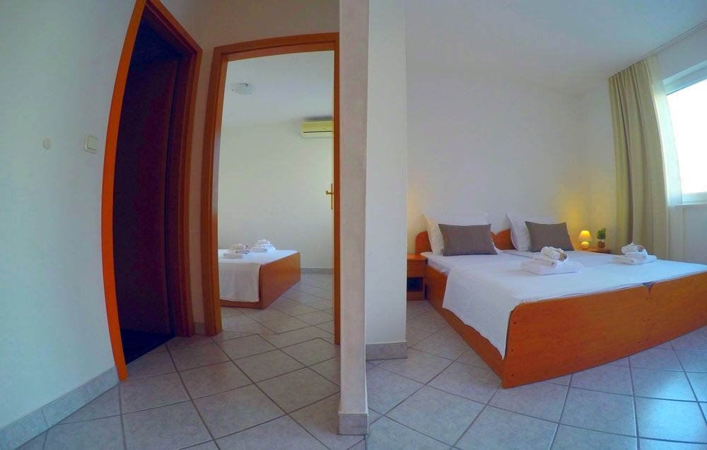 Sunset Split Hotel Podstrana Exterior photo